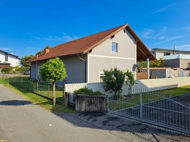 Immobilie in Leibnitz - Geräumiges Wohnhaus mit Potenzial in sehr guter und ruhiger Wohnlage - Bild 2