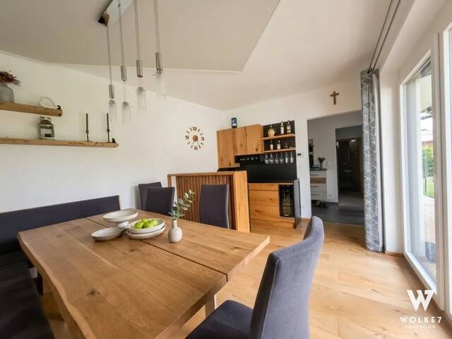 Immobilie in Auersthal - MODERNES EINFAMILIENHAUS MIT VIEL PLATZ, CHARME & VIELSEITIGE MÖGLICHKEITEN IN AUERSTHAL IM WEINVIERTEL - Bild 2