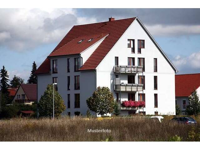 Immobilie in Stoob - Familienfreundliche Wohnung mit 3 Zimmern und 3 Stellplätzen - Bild 0