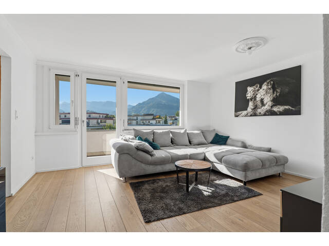 Immobilie in Dornbirn - Lichtdurchflutete 3-Zimmer-Wohnung mit Balkon und schöner Aussicht - Bild 2