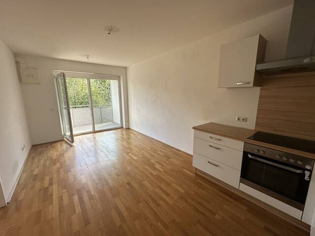 Immobilie in Schwertberg - 2 Zimmerwohnung mit Balkon und KFZ-Stellplatz zu verkaufen - Bild 1