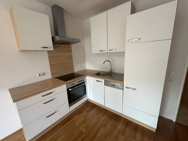 Immobilie in Schwertberg - 2 Zimmerwohnung mit Balkon und KFZ-Stellplatz zu verkaufen - Bild 2