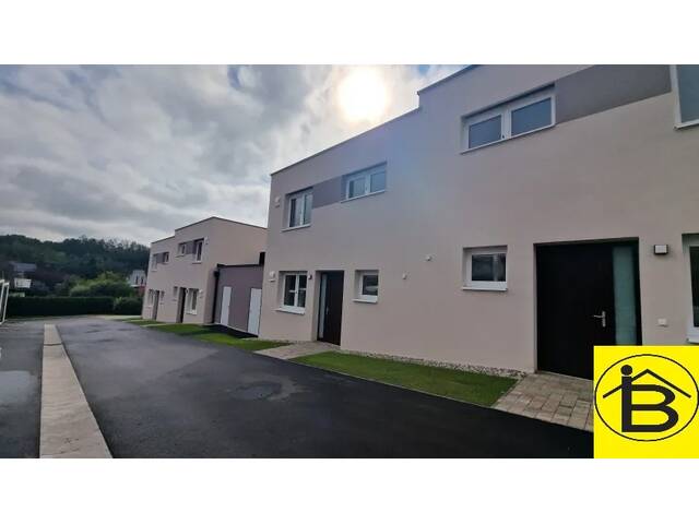 Immobilie in Amstetten - 15576 - NEUBAU - FAMILIENFREUNDLICHES REIHENHAUS MIT GARTEN - SCHLÜSSELFERTIG - Bild 0