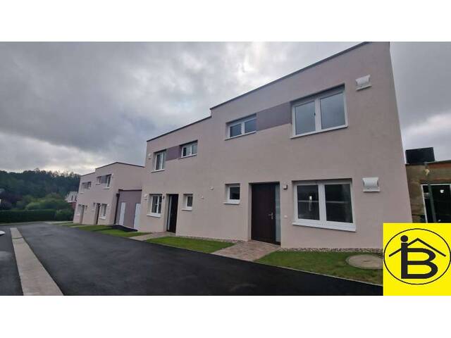 Immobilie in Amstetten - 15577 NEUBAU - FAMILIENFREUNDLICHES REIHENHAUS MIT GARTEN - Bild 0