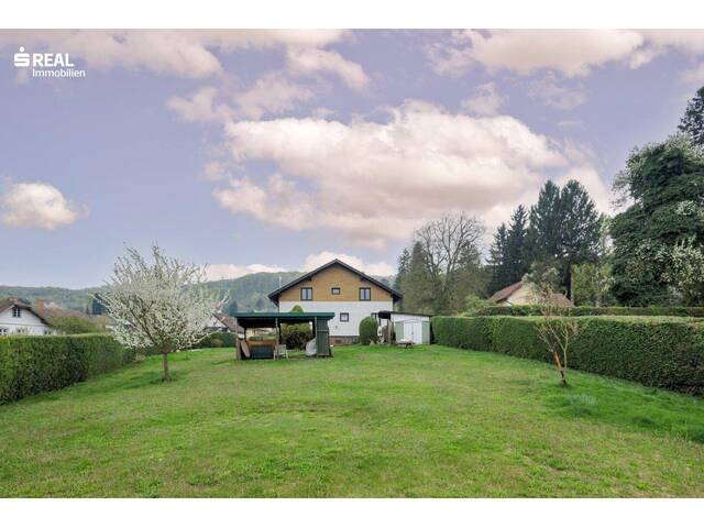 Immobilie in Unter Oberndorf - Einfamilienhaus mit traumhaftem Weitblick und großem Garten - Bild 2