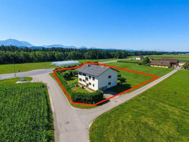 Immobilie in St. Johann - Mehrfamilienhaus mit Baulandreserve und Entwicklungspotenzial nahe Klagenfurt - Bild 0
