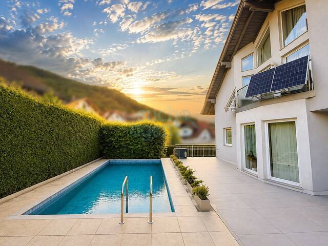 Immobilie in Pinsdorf - 10 Minuten zum Traunsee! Luxuriöses Wohnen mit Wellness, Pool & Traunsteinblick in Pinsdorf - Bild 0