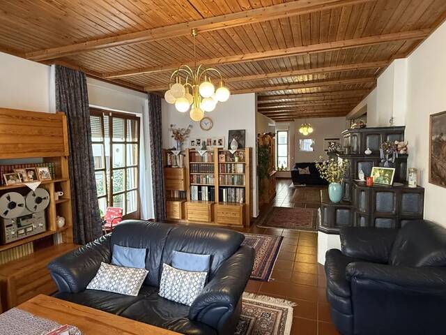 Immobilie in Mattersburg - Außergewöhnlich großzügiges Wohnhaus mit Pool in absoluter Best- und Ruhelage - Bild 4