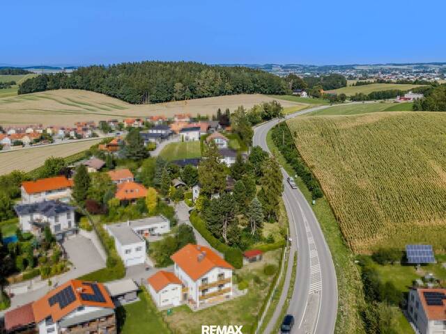 Immobilie in Mehrnbach - Viel Platz für Ihre Ideen - großzügiges Wohnhaus auf weitläufigem Grundstück - Bild 1