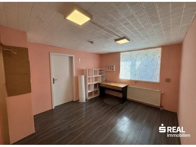 Immobilie in St. Marienkirchen an der Polsenz - Immo-Live - digitale Angebotslegung - Einmalige Gelegenheit - Großzügiges Haus mit vielen Nutzungsmöglichkeiten! - Bild 3