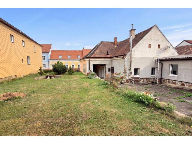 Immobilie in Groß-Siegharts - Altes Stadthaus mit Garten und Entwicklungspotenzial - Bild 2