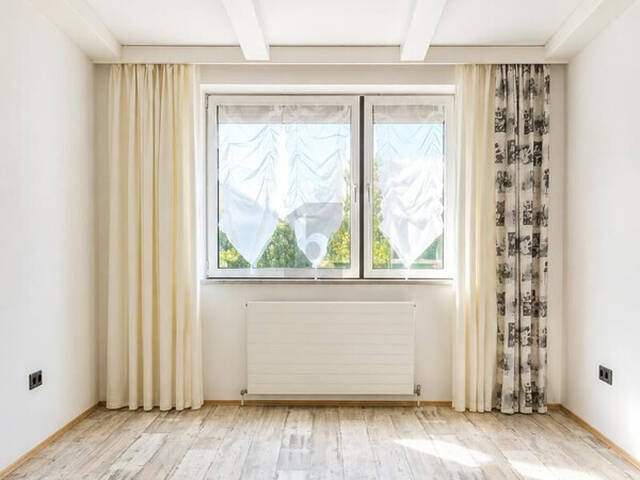 Immobilie in Ach - Preisreduktion! WOHNEN WIE IM HAUS ? BARRIEREFREI MIT GARTEN, TERRASSE UND GARAGE - Bild 2