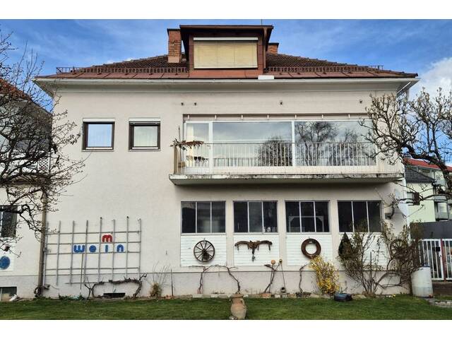 Immobilie in St. Veit an der Glan - WOHNHAUS WARTET AUF AUS- ODER UMBAU! AUCH KOMMERZIELLE NUTZUNG MÖGLICH! - Bild 3