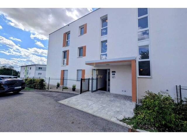 Immobilie in Buchkirchen - Neuwertige top eingerichtete Gartenwohnung mit Terrasse, Garage und Fußbodenheizung in Buchkirchen! - Bild 4