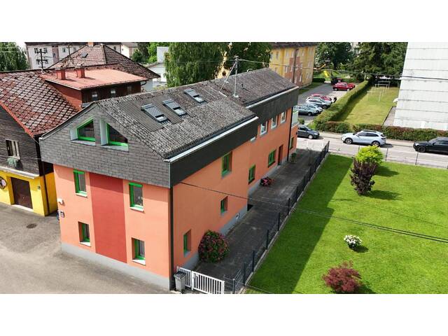 Immobilie in Attnang-Puchheim - Zinshaus mit 3 bezugsfreien Einheiten, 290 m², Zentrum Attnang-Puchheim - Bild 1