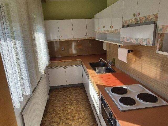 Immobilie in St. Veit an der Glan - WOHNHAUS WARTET AUF AUS- ODER UMBAU! AUCH KOMMERZIELLE NUTZUNG MÖGLICH! - Bild 4