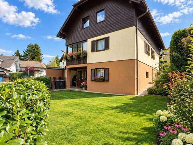 Immobilie in Breitenfurt bei Wien - ONE HOUSE. MANY LIVES! - Bild 0