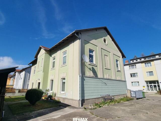 Immobilie in St. Pölten - Sanierungsbedürftige 2-Zimmer-Eigentumswohnung mit Garten - Bild 2