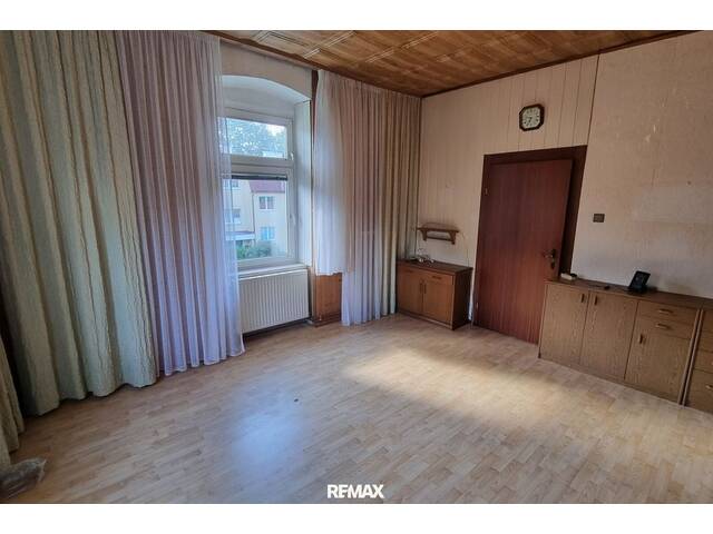 Immobilie in St. Pölten - Sanierungsbedürftige 2-Zimmer-Eigentumswohnung mit Garten - Bild 3