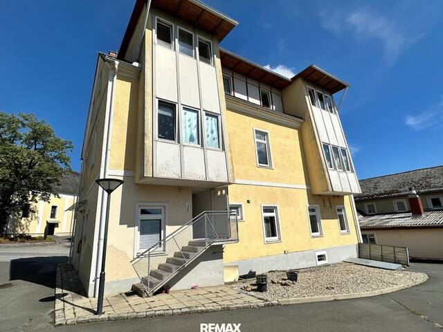 Immobilie in St. Nikolai im Sausal - Historisches Juwel im Ortskern von St. Nikolai im Sausal - Anlageobjekt mit Gewerbeeinheit und 4 vermieteten Wohnungen - Bild 1
