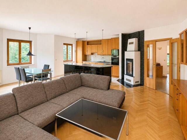 Immobilie in Scharndorf - Viel Freiraum fürs Familienleben - Einfamilienhaus auf 1.337 m² Grund - Bild 1
