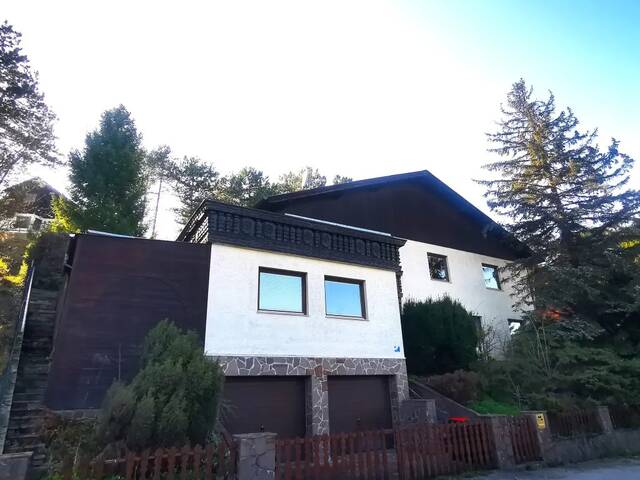 Immobilie in Wöllersdorf - Tolles Zweifamilienhaus in absoluter Ruhelage mit wunderbarem Weitblick - Bild 2