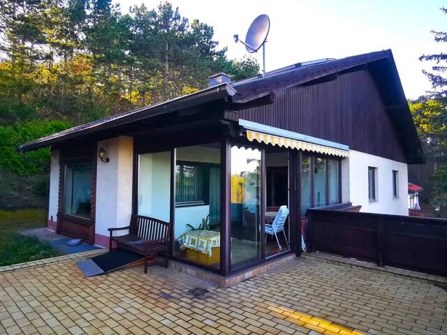 Immobilie in Wöllersdorf - Tolles Zweifamilienhaus in absoluter Ruhelage mit wunderbarem Weitblick - Bild 3