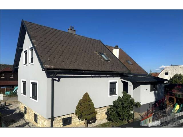 Immobilie in Wöllersdorf - Ein Haus, zwei Wohnbereiche – 200 m² für Familie & Generationen in 2752 Wöllersdorf - Bild 0
