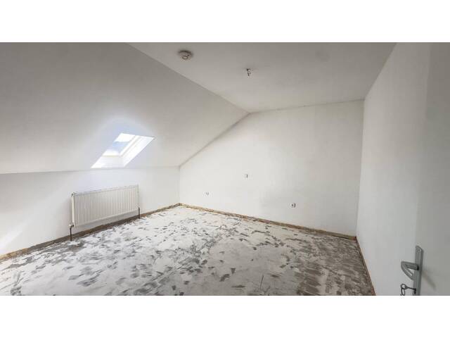 Immobilie in Wels - Renovierte 4-Zimmer-Wohnung inkl. Parkplatz - Bild 1