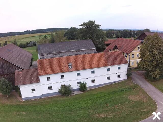 Immobilie in Roßbach - Wo Träume Raum bekommen: Vierseithof mit Seltenheitswert - Bild 3