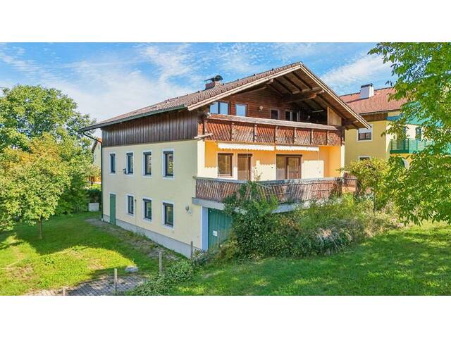 Immobilie in Oberarnsdorf - GROSSZÜGIGES EINFAMILIENHAUS MIT GARTEN, SONNENTERRASSE, BALKON UND GARAGE IN LAMPRECHTSHAUSEN - Bild 0