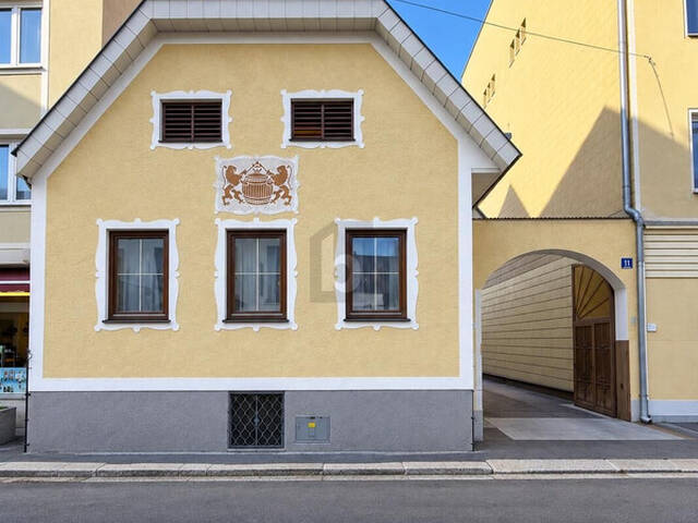 Immobilie in Altmannsdorf - AUSSERGEWÖHNLICH ? GROSSZÜGIG ? UNIKAT - Bild 0