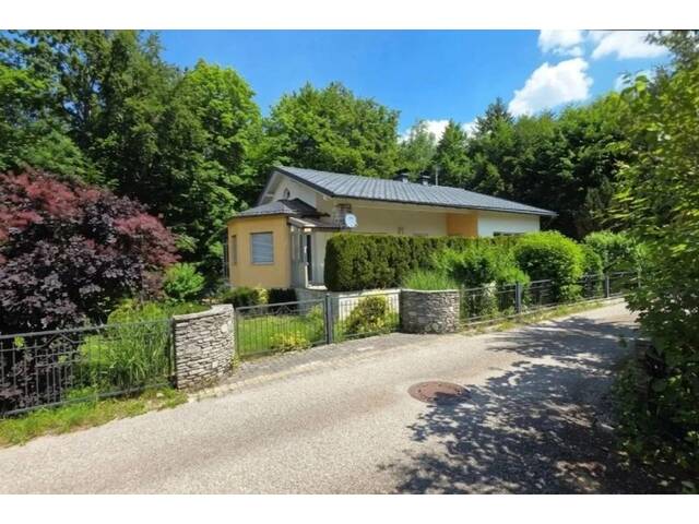 Immobilie in Grünau im Almtal - Bungalow mit großen Garten, Garage und Keller (Provisionsfrei) - Bild 3