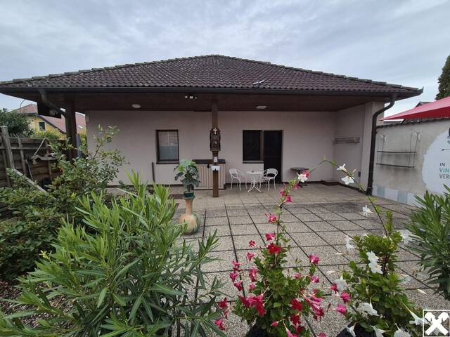 Immobilie in Schalladorf - TRAUMHAFTER BUNGALOW - Bild 0