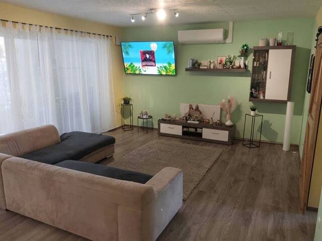 Immobilie in Raab - Top Doppelhaushälfte in Raab, 125m², 5 Zimmer, Garten, Terrasse, 3 Stellplätze! - Bild 2