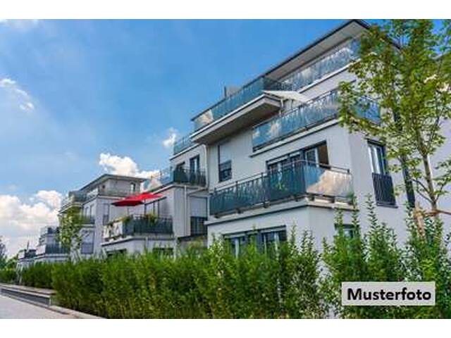 Immobilie in Peuerbach - Mehrfamilienhaus mit Garage - Bild 0
