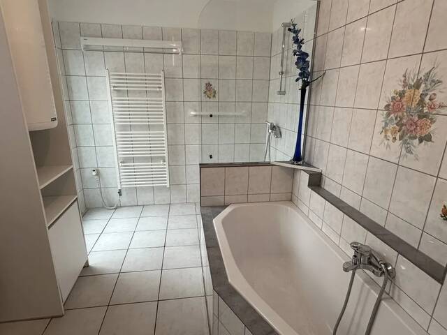 Immobilie in Neufeld an der Leitha - UFERPARZELLE - Ferienhaus am Ladislaus See – Wohnen direkt am Wasser - Bild 4