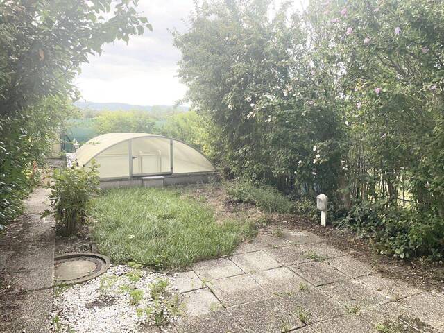 Immobilie in Laxenburg - ​​​​​​​PROVISIONSFREI VOM EIGENTÜMER! SANIERUNGSBEDÜRFTIGES 5-ZIMMER-REIHENHAUS MIT EIGENGARTEN! - Bild 1