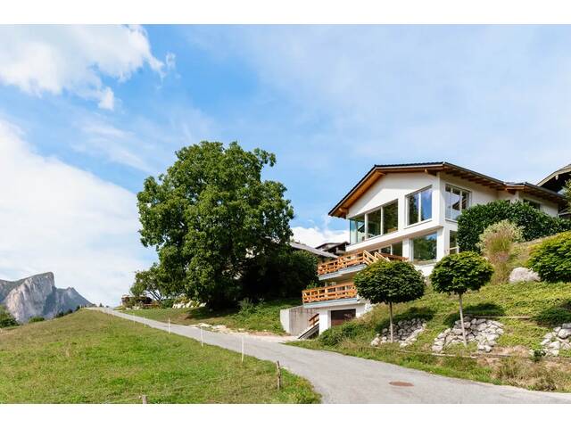 Immobilie in Innerschwand - Logenplatz am Mondsee! Exklusives Wohnhaus mit unvergleichlichem See- und Bergpanorama - Bild 0