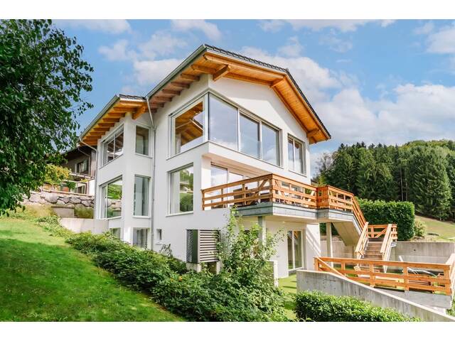 Immobilie in Innerschwand - Logenplatz am Mondsee! Exklusives Wohnhaus mit unvergleichlichem See- und Bergpanorama - Bild 1