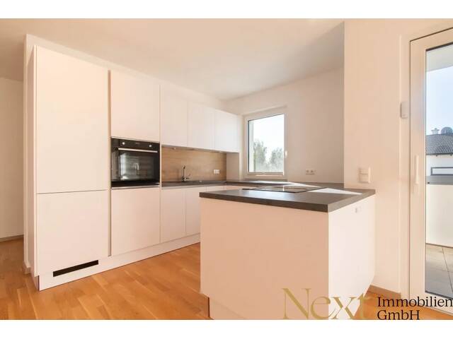 Immobilie in Neukirchen bei Lambach - Hell. Modern. Sonnig. – Neuwertige 3-Zimmer-Wohnung mit Balkon und Parkplatz in Neukirchen bei Lambach zu verkaufen! - Bild 1
