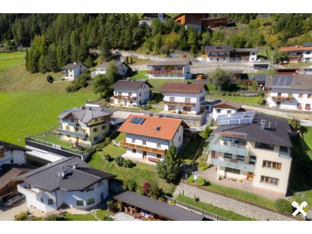 Immobilie in Trins - Haus mit Traumaussicht in Trins – viel Platz & großes Potenzial für Ihr Traumzuhause! - Bild 3