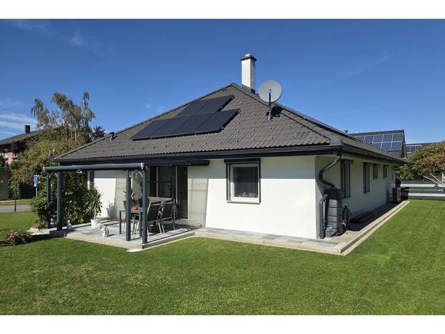 Immobilie in Straß in Steiermark - Sehr gepflegter Bungalow mit Garage und Carport in ruhiger Ortslage samt PV Anlage und Batteriespeicher - Bild 4